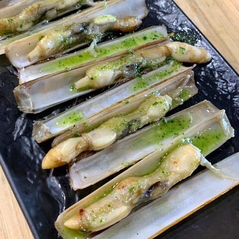 Razor shells