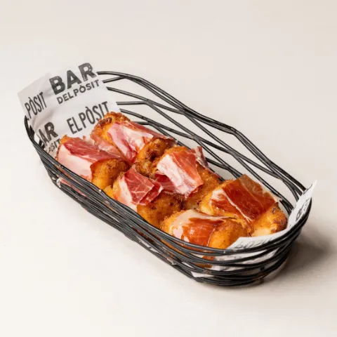 Croquetas de jam&oacute;n ib&eacute;rico